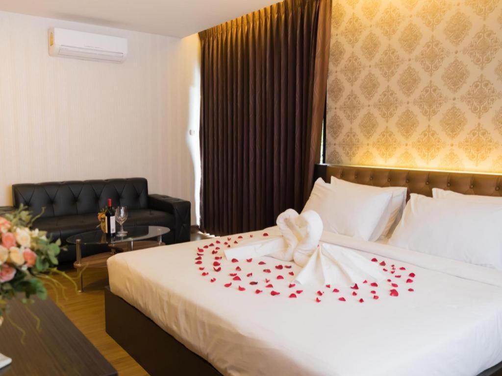 The Y Boutique Hotel Чиангмай Екстериор снимка