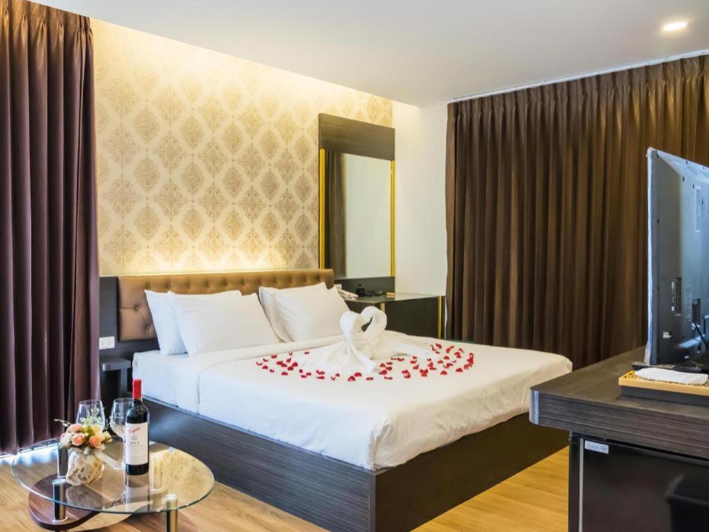The Y Boutique Hotel Чиангмай Екстериор снимка