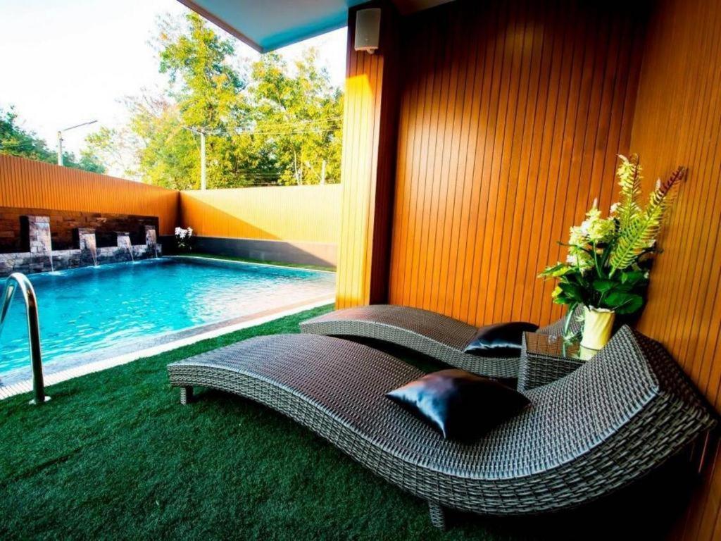 The Y Boutique Hotel Чиангмай Екстериор снимка