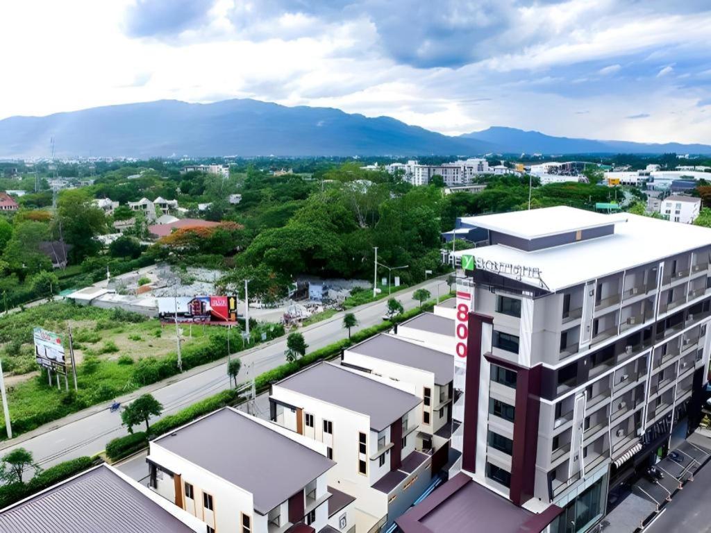 The Y Boutique Hotel Чиангмай Екстериор снимка