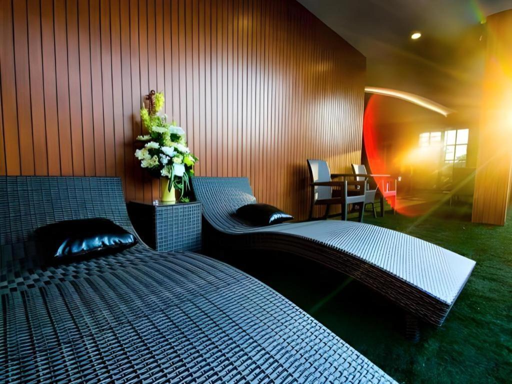 The Y Boutique Hotel Чиангмай Екстериор снимка