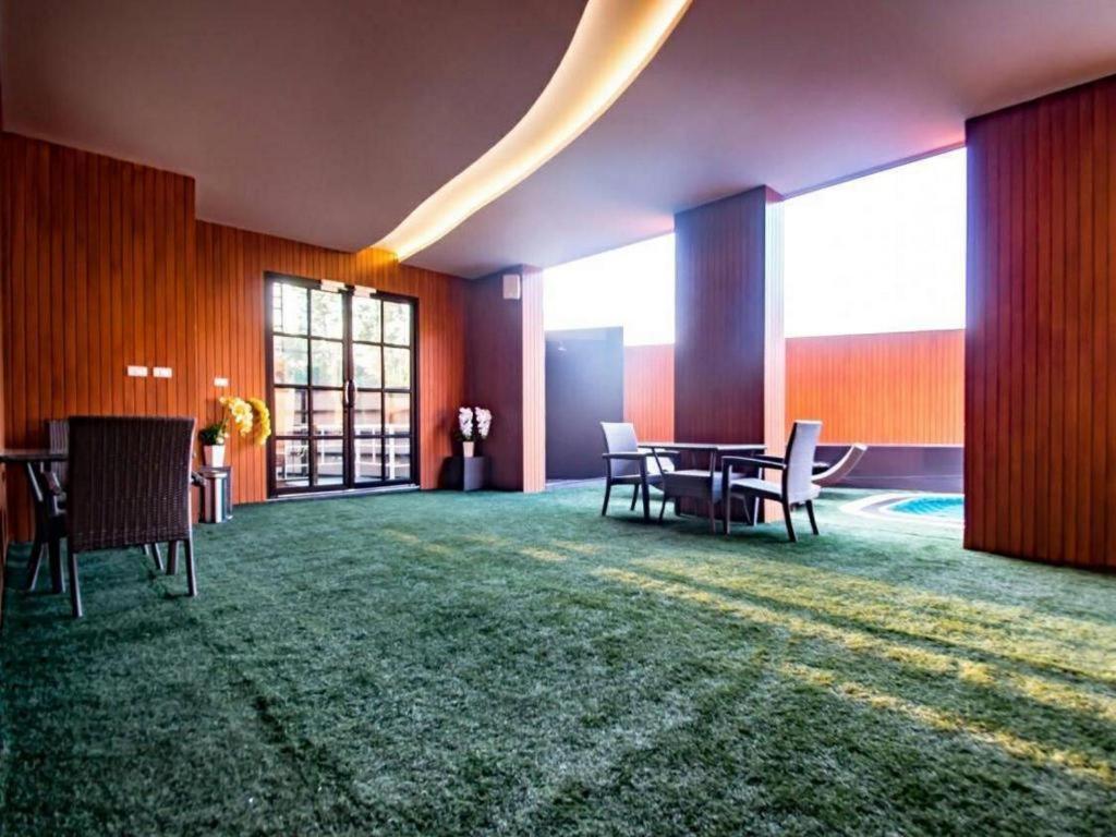 The Y Boutique Hotel Чиангмай Екстериор снимка