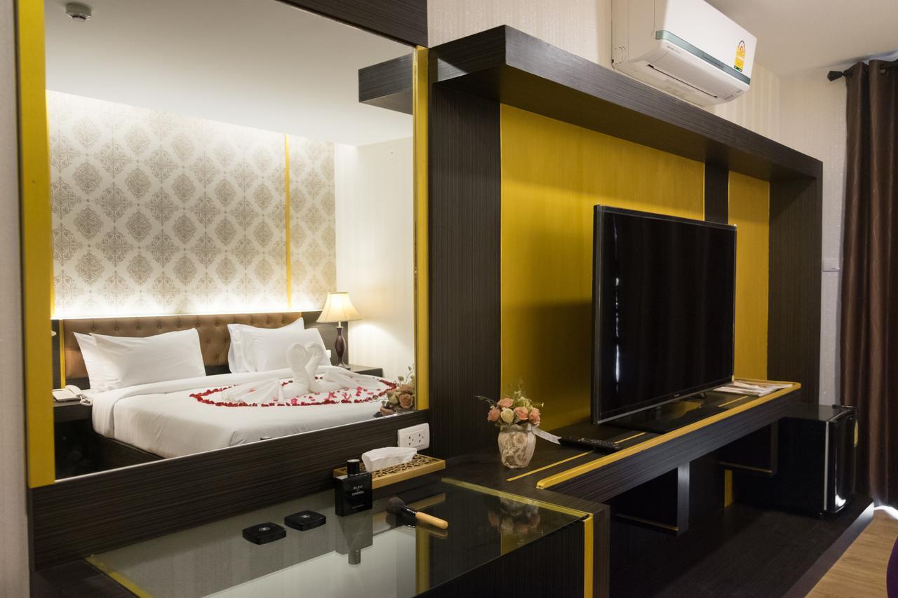 The Y Boutique Hotel Чиангмай Екстериор снимка