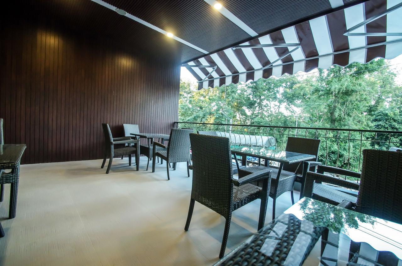 The Y Boutique Hotel Чиангмай Екстериор снимка